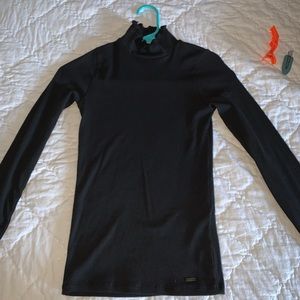 cute, thin long sleeve from Hollister! fringe neck